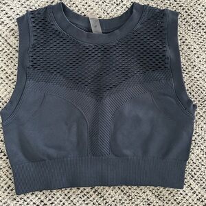 Varley XS midnight blue athletic top